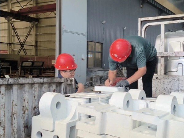 從源頭到成品，為刮板機配件品質(zhì)“保駕護航”