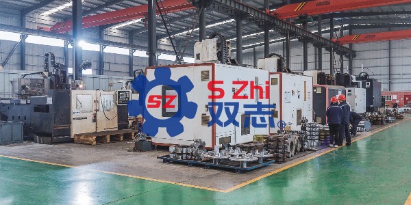 刮板輸送機撥鏈器護板、鏈輪組件、動力部維修方案