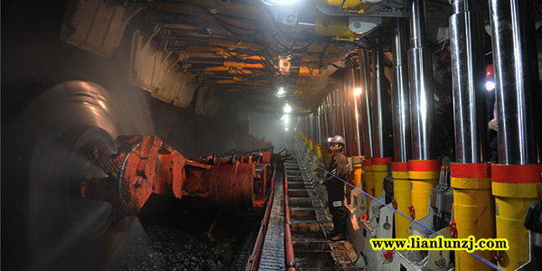 原來(lái)你一直都誤解了“綜采三機(jī)一架”！